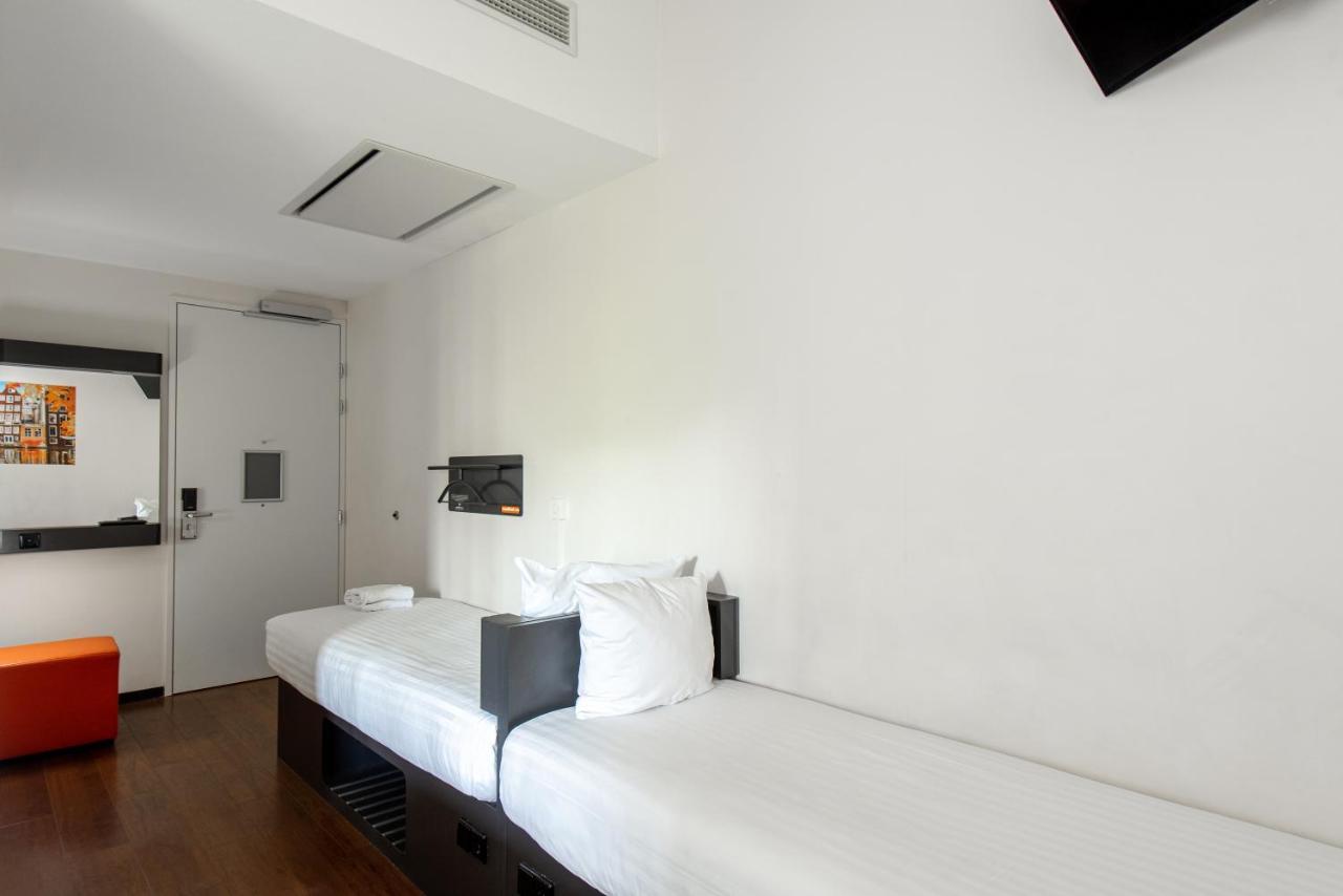 Easyhotel Amsterdam City Centre South Exterior photo